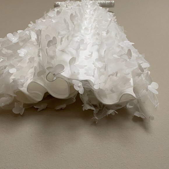 NEW! White Floral dress New York and company featured brand, Lena, 3D flowers. - Picture 4 of 13